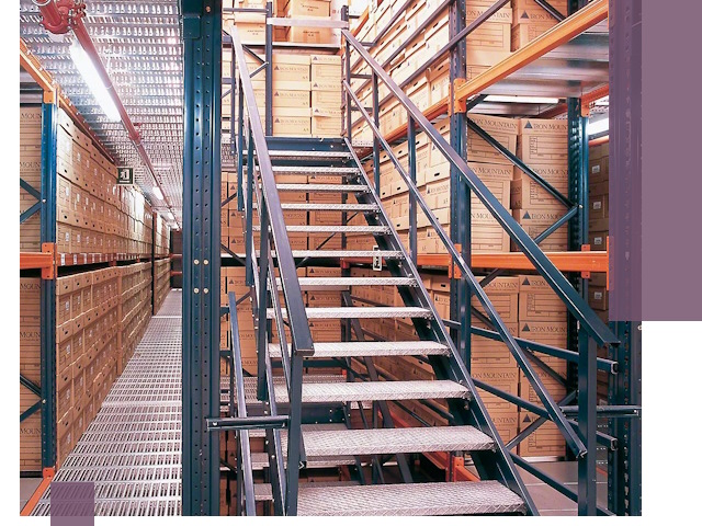 Лестницы складские прочные и безопасные под ключ в Дзержинске