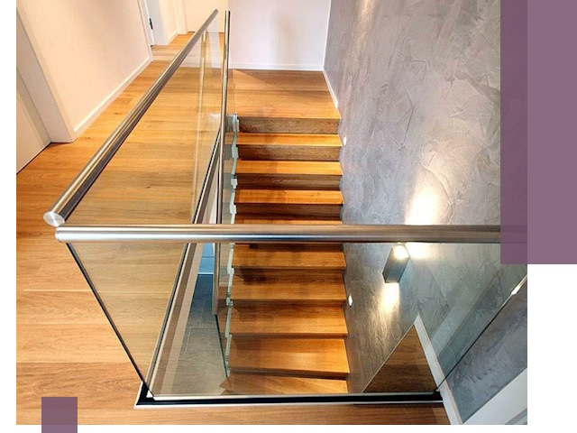 Перила для лестницы в доме — изготовление и монтаж в Дзержинске