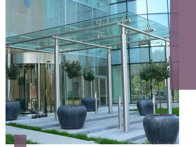 Навесы из стекла на заказ в Дзержинске — монтаж и установка